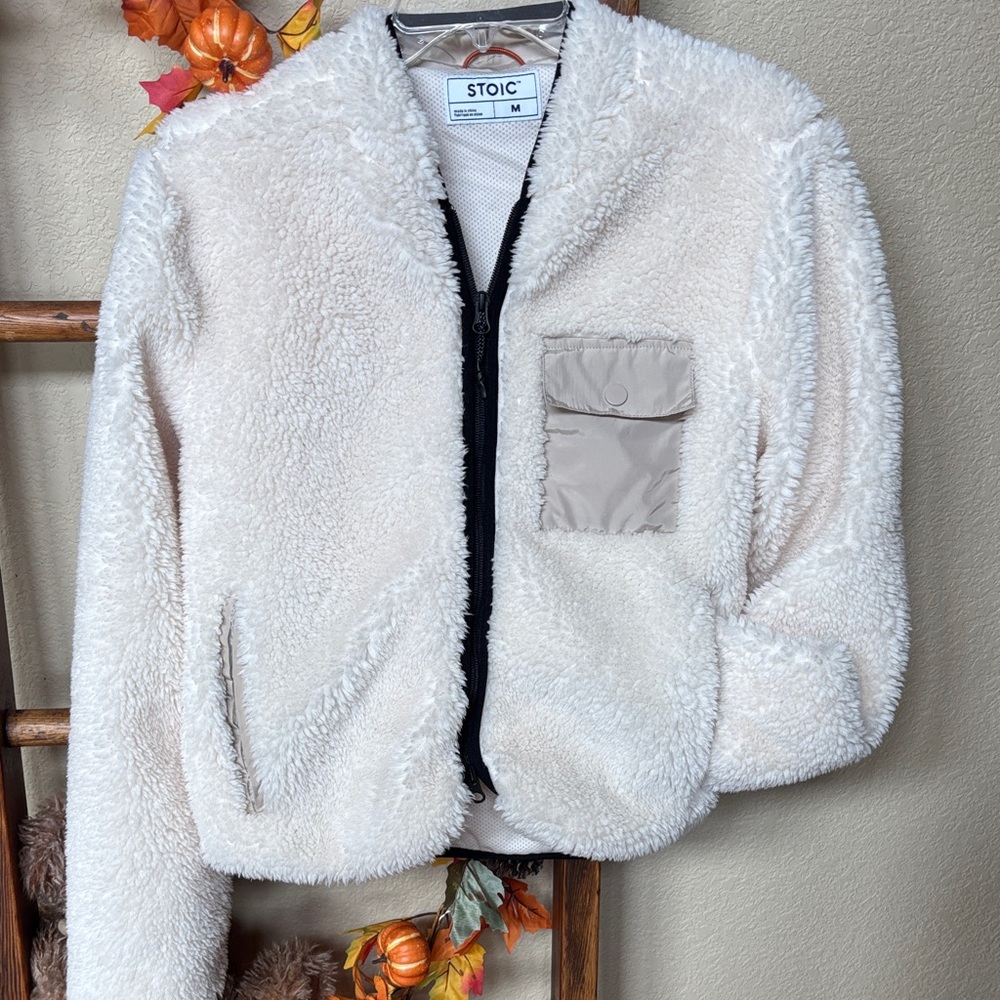 NWOT Stoic Cream Fleece Jacket